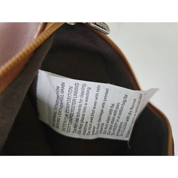 Prune beautiful soft brown leather wristlet. - Picture 5 of 5